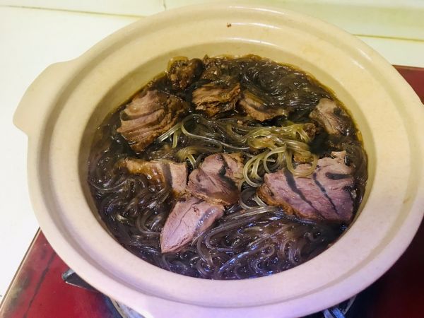 简单不过牛肉粉丝汤