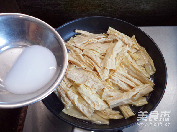 葱油支竹的做法