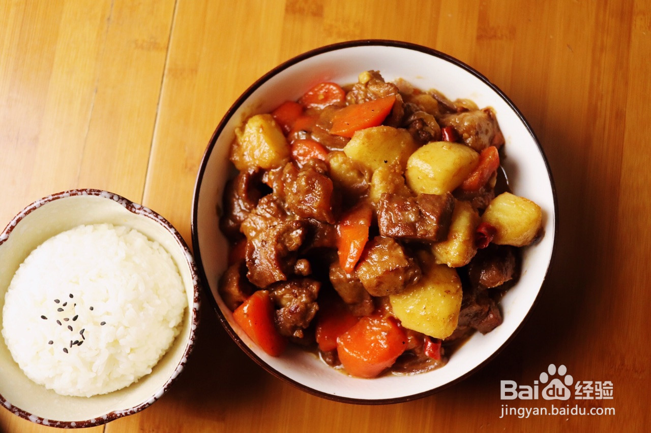 胡萝卜土豆炖牛腩的做法