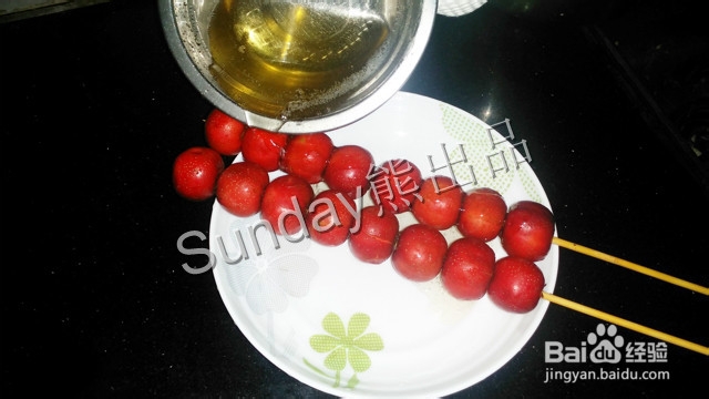 冰糖葫芦的家常做法——Sunday熊出品