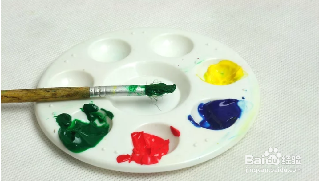 如何制作绿色的穿鞋的脚印