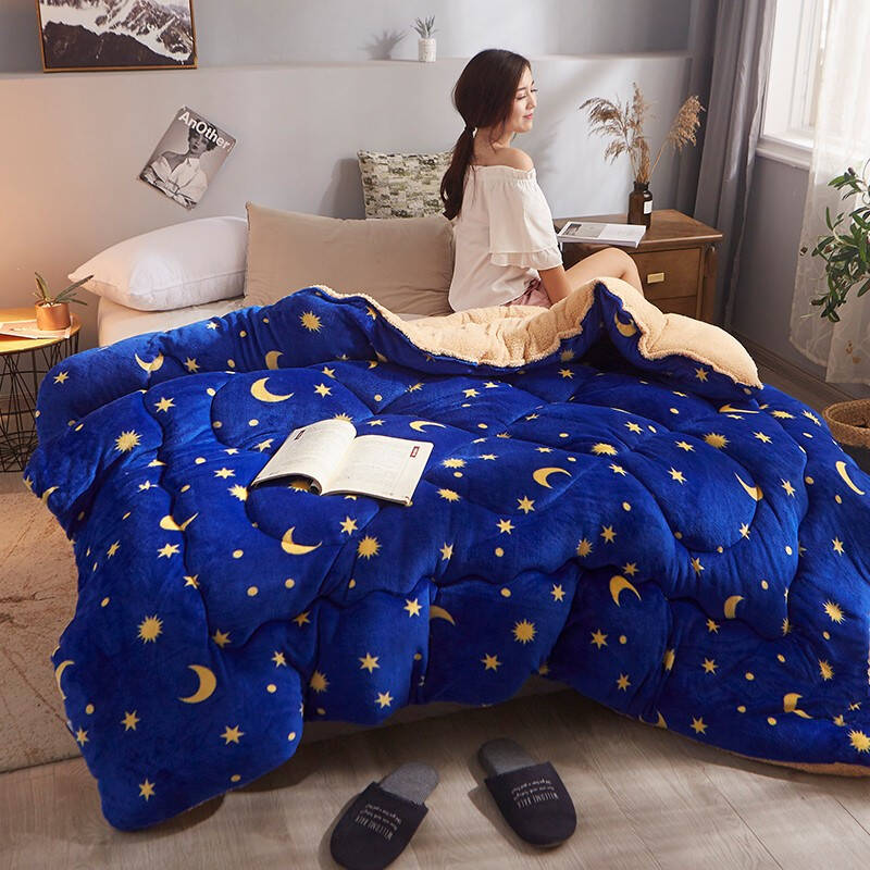 轻盈蓬松保暖锁热的纤维被精选