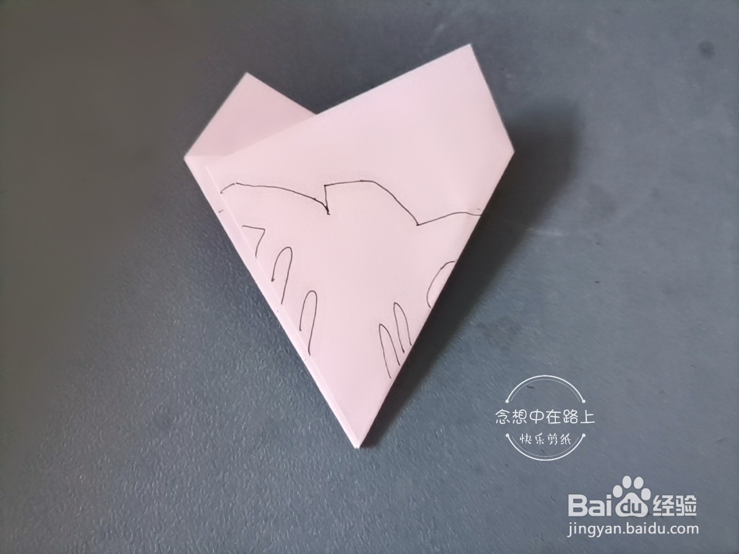 幼儿园小朋友学剪纸 窗花图案