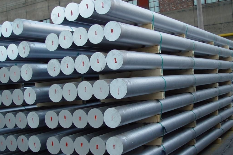 铝在氧气中燃烧的现象是什么