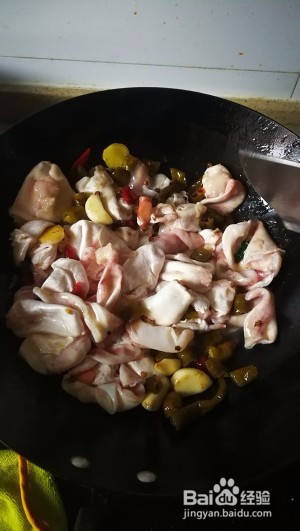 如何做出好吃的泡椒鱼肚