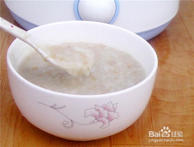 婴儿食谱:胡萝卜猪肝粥