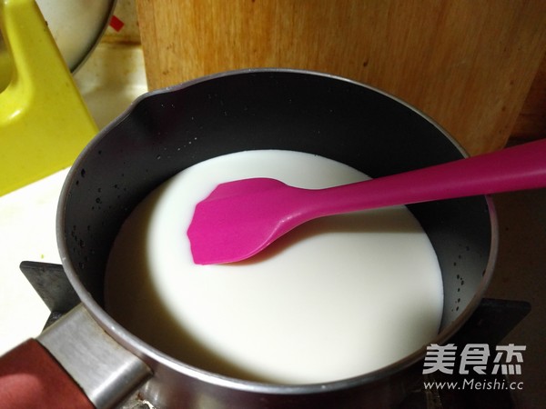 火龙果布丁的做法