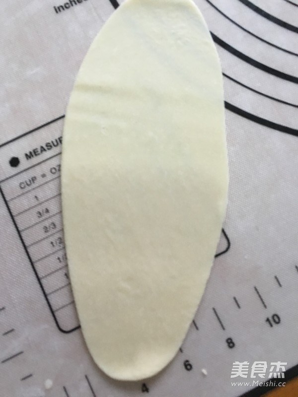 蛋黄酥的家常做法