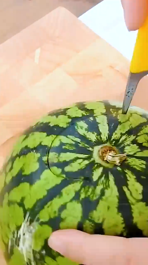 怎样做美味西瓜雕
