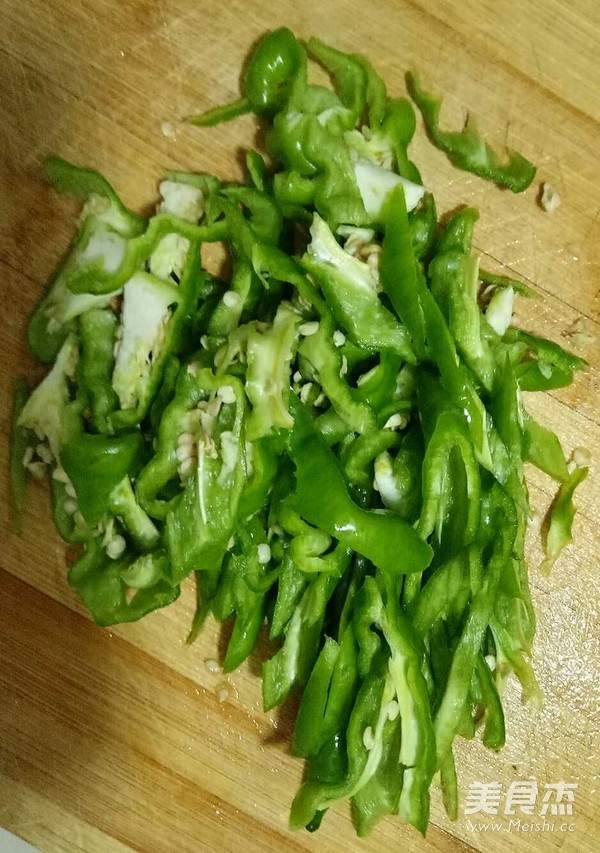 豆皮炒青椒的做法