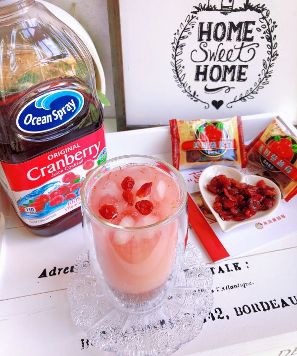 蔓越莓气泡养乐多