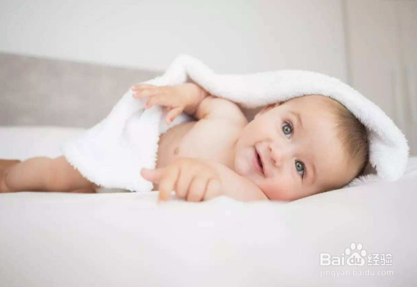 给宝宝选纸尿裤的注意事项