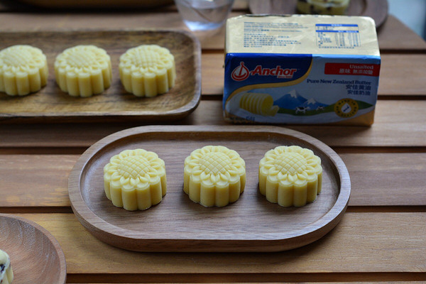 蔓越莓奶香绿豆糕