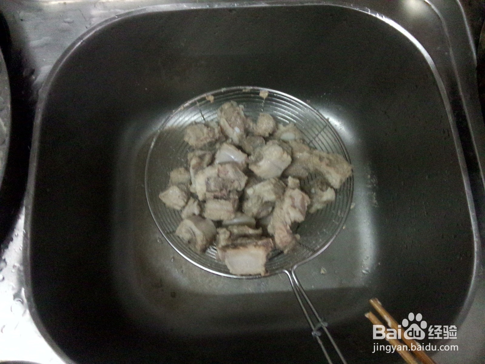 如何在家做红烧排骨