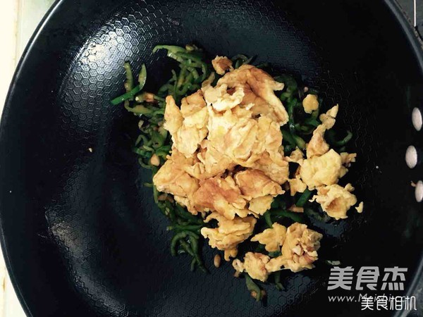 尖椒鸡蛋打卤面