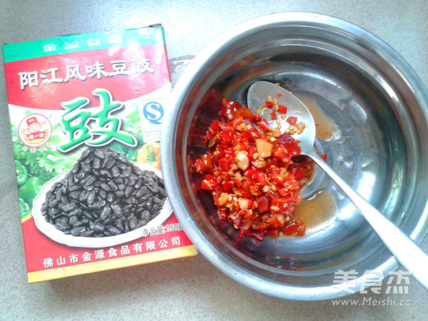 剁椒豆豉孔雀开屏鱼