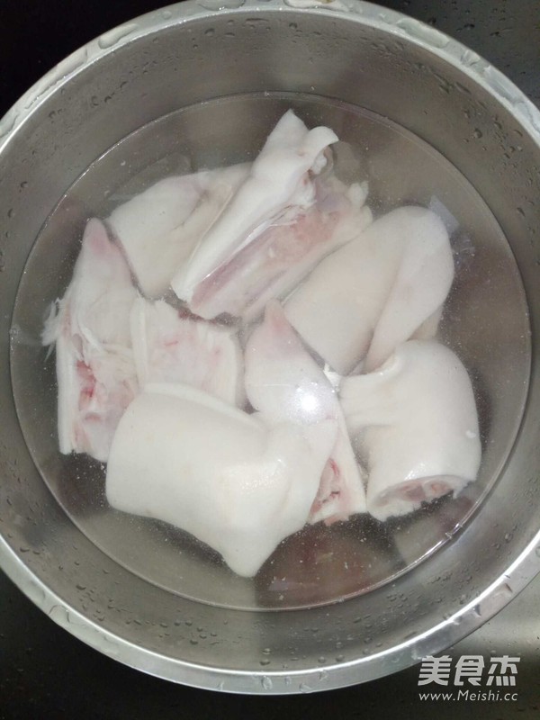 红烧猪蹄的做法