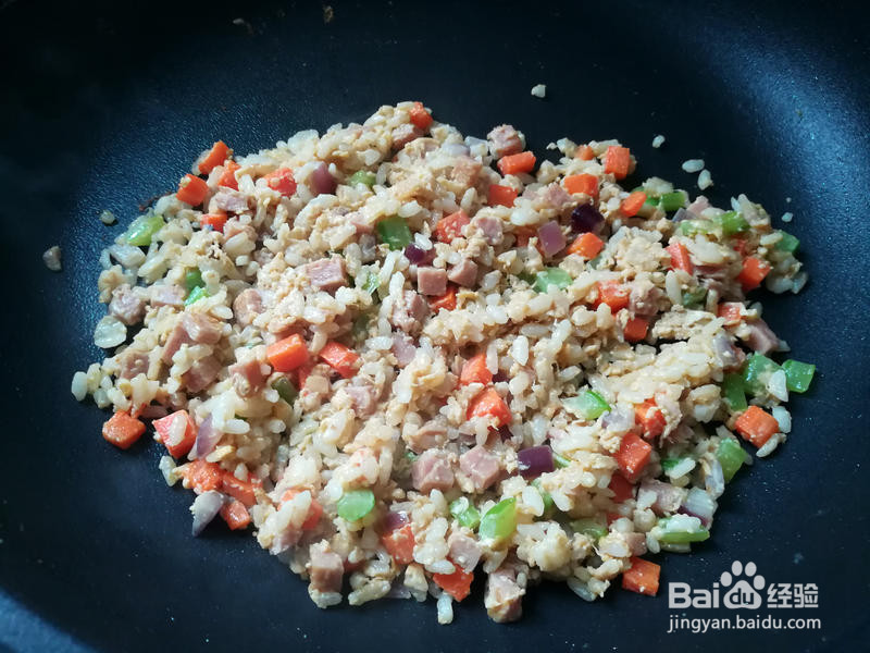 午餐肉蛋炒饭便当的做法