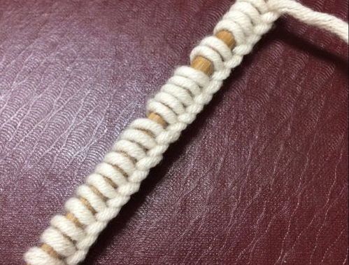 怎样编织从上往下打的毛衣