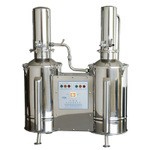 电热蒸馏水器使用