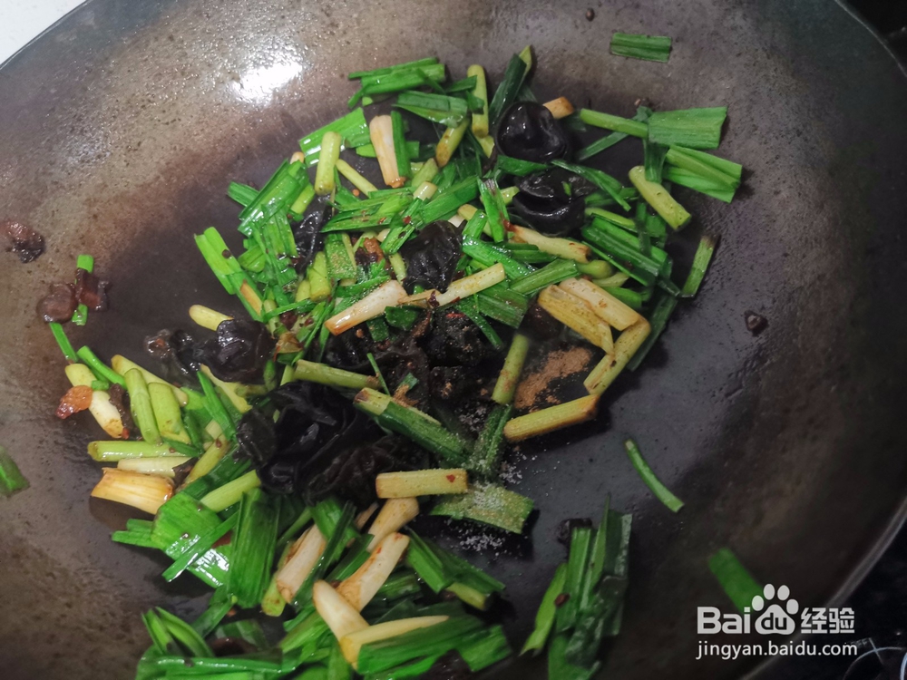 猪肉炒蒜苗木耳