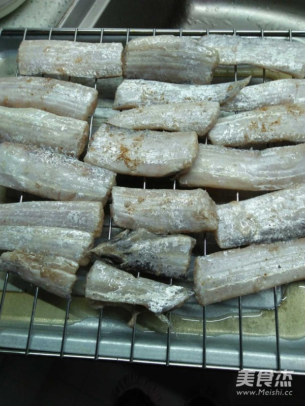 烤带鱼的家常做法