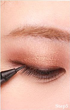 2012下眼睑包围式眼妆