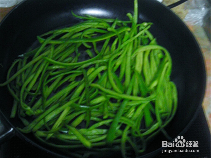 【养颜美容】辣椒炒肉的做法