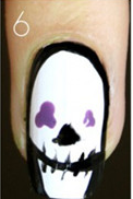 花纹样式骷髅头美甲