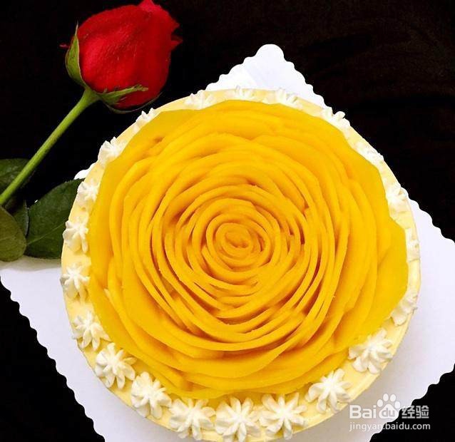 怎么做芒果花装饰慕斯蛋糕