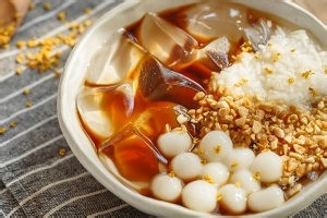 黑糖桂花圆子冰粉的做法