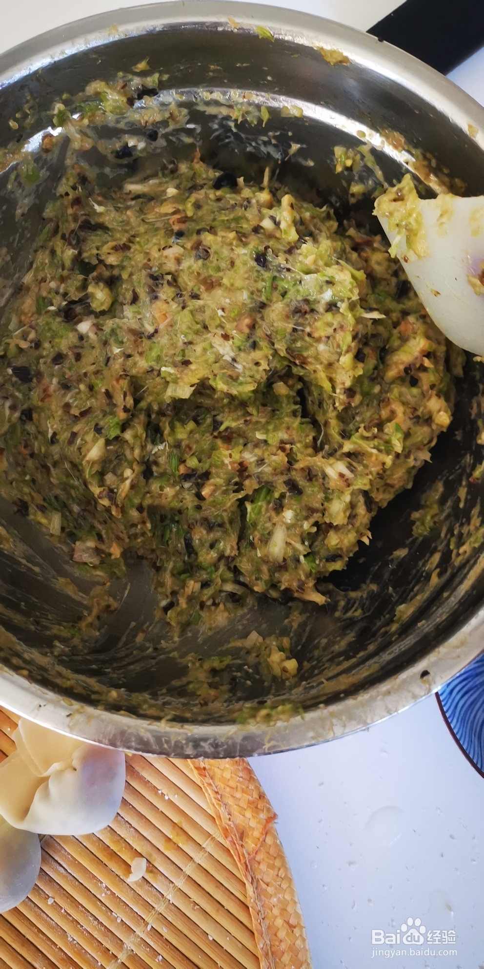 简单好吃的芹菜馅饺子