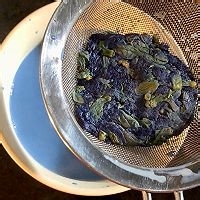 雾霾蓝千层蛋糕怎么做呢