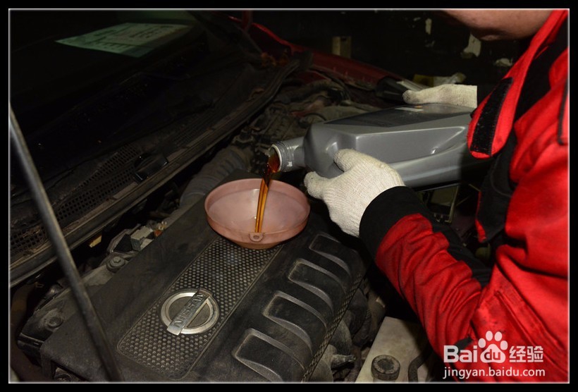 骐达发动机故障灯亮