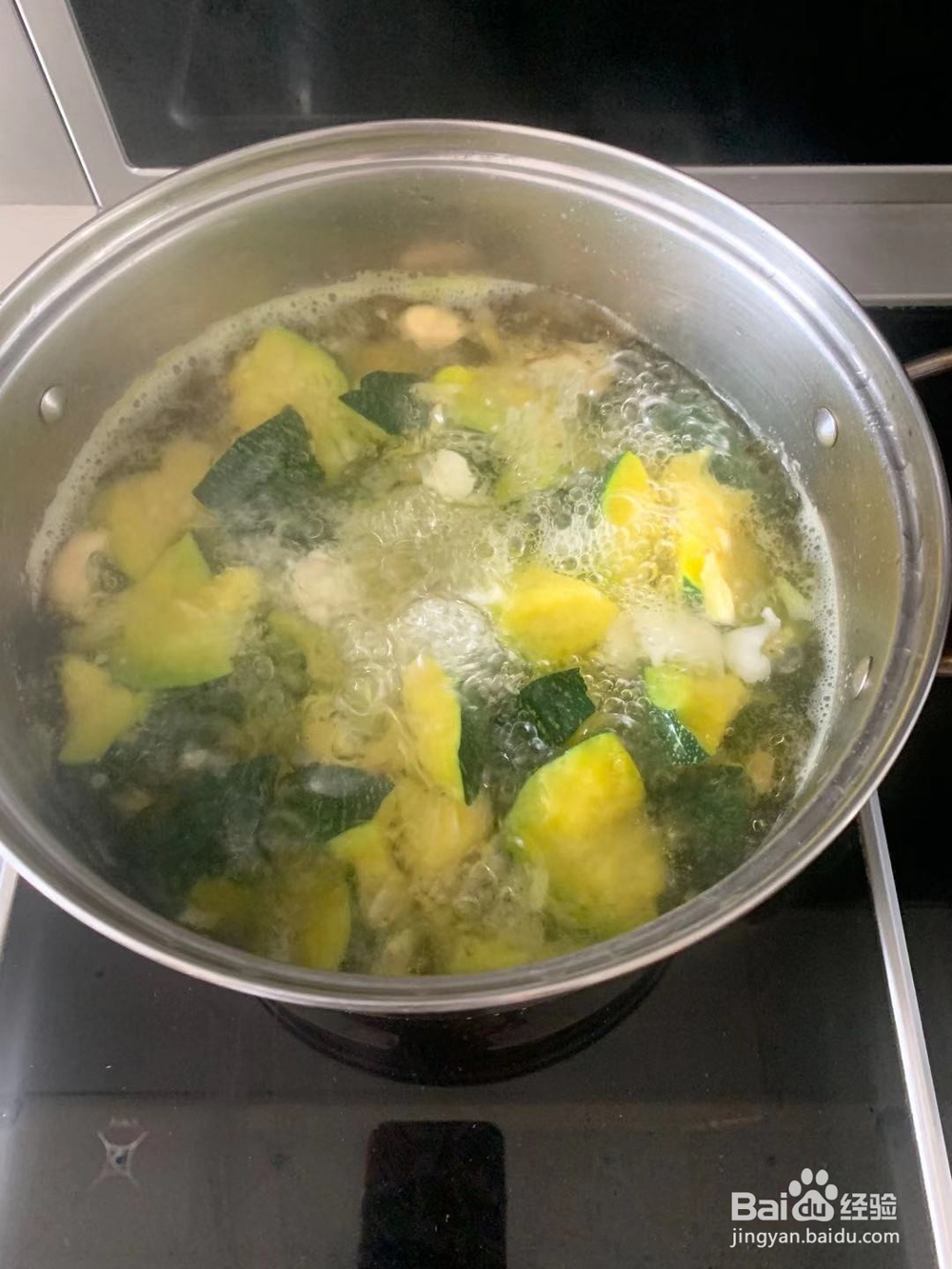 极味家常菜：煮瓜汤