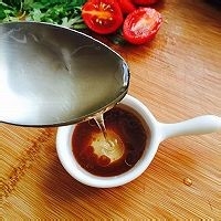 黑胡椒煎鸡排（芥末蜂蜜汁）的做法