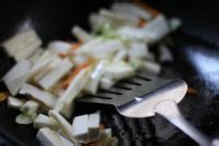 炒芦笋茭白的做法