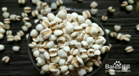 哪些食物不适合在早孕先兆流产的情况下食用？