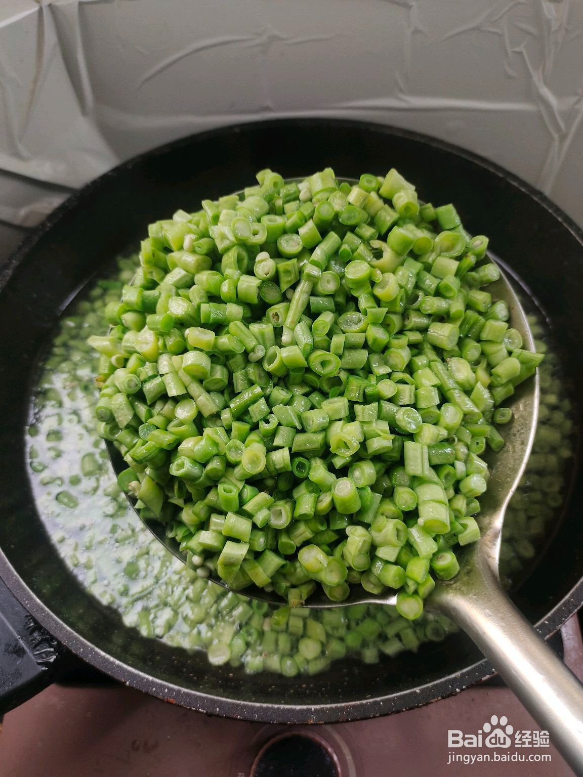 豇豆炒肉沫的做法