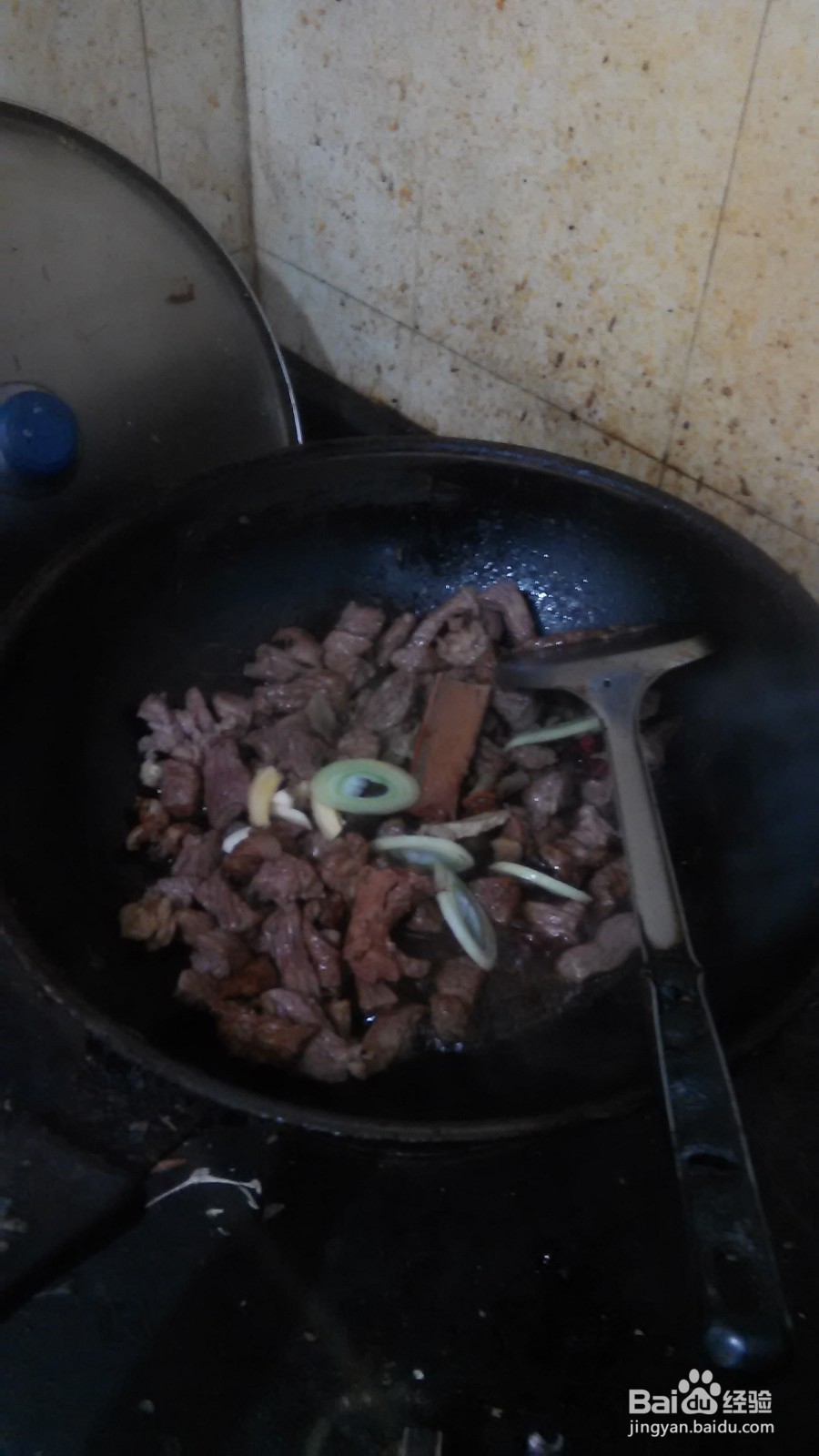 西红柿土豆炖牛腩家常做法