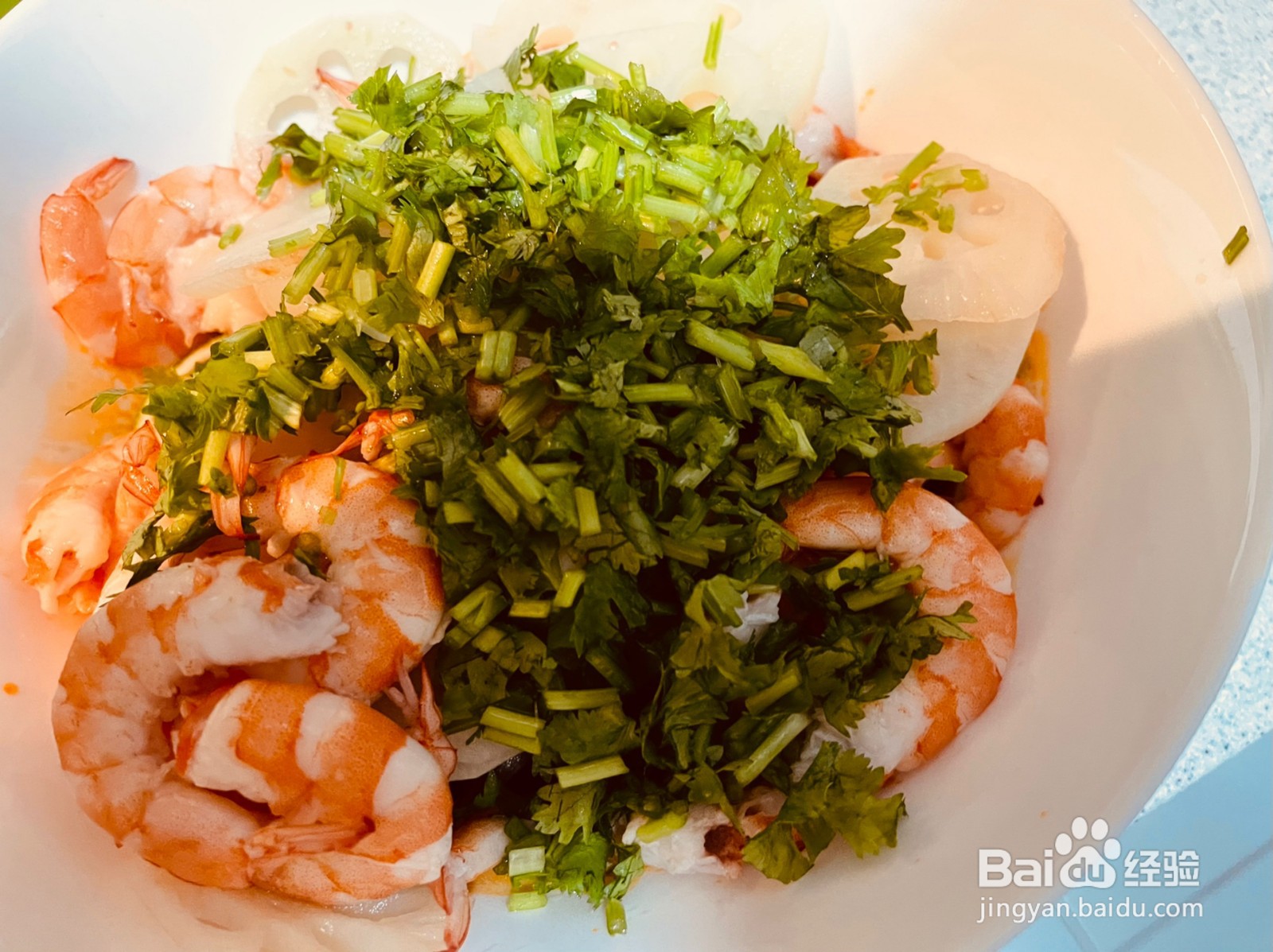 酸辣鲜虾沙拉的做法