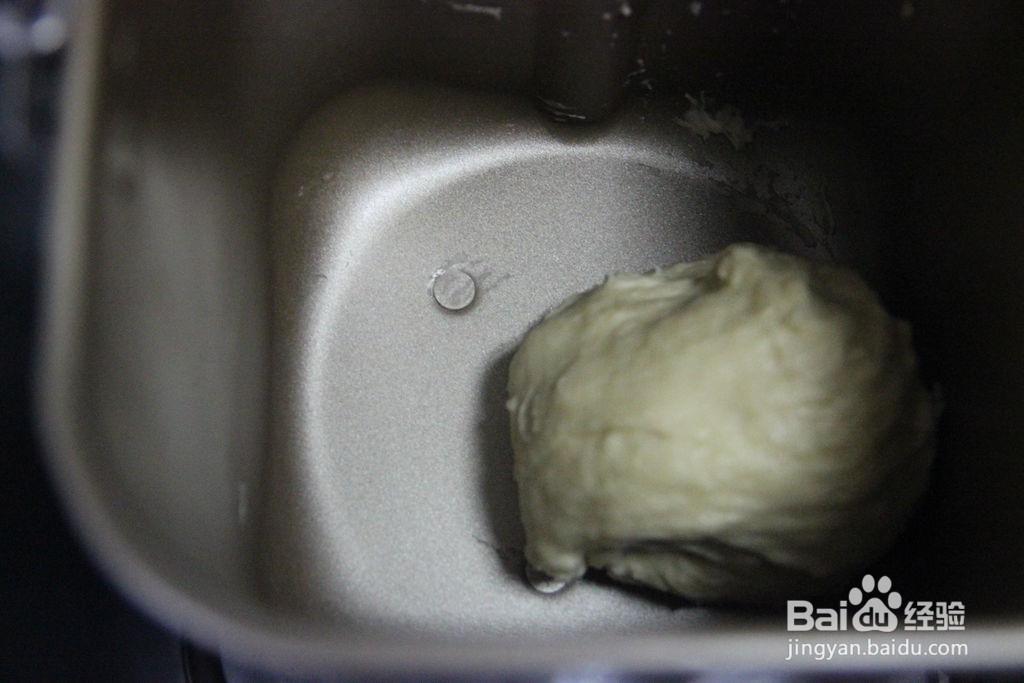 培根沙拉面包的做法