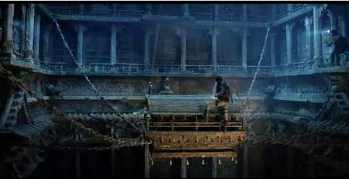 盗墓笔记 搬山、卸岭、发丘、摸金 吴邪他们到底属于哪一个派别