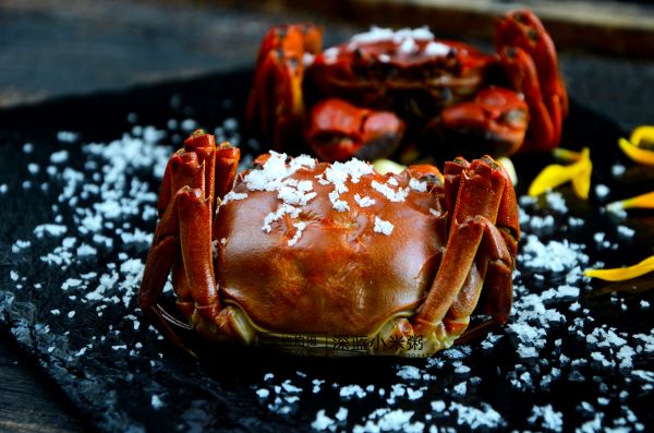 柠檬海盐烤螃蟹