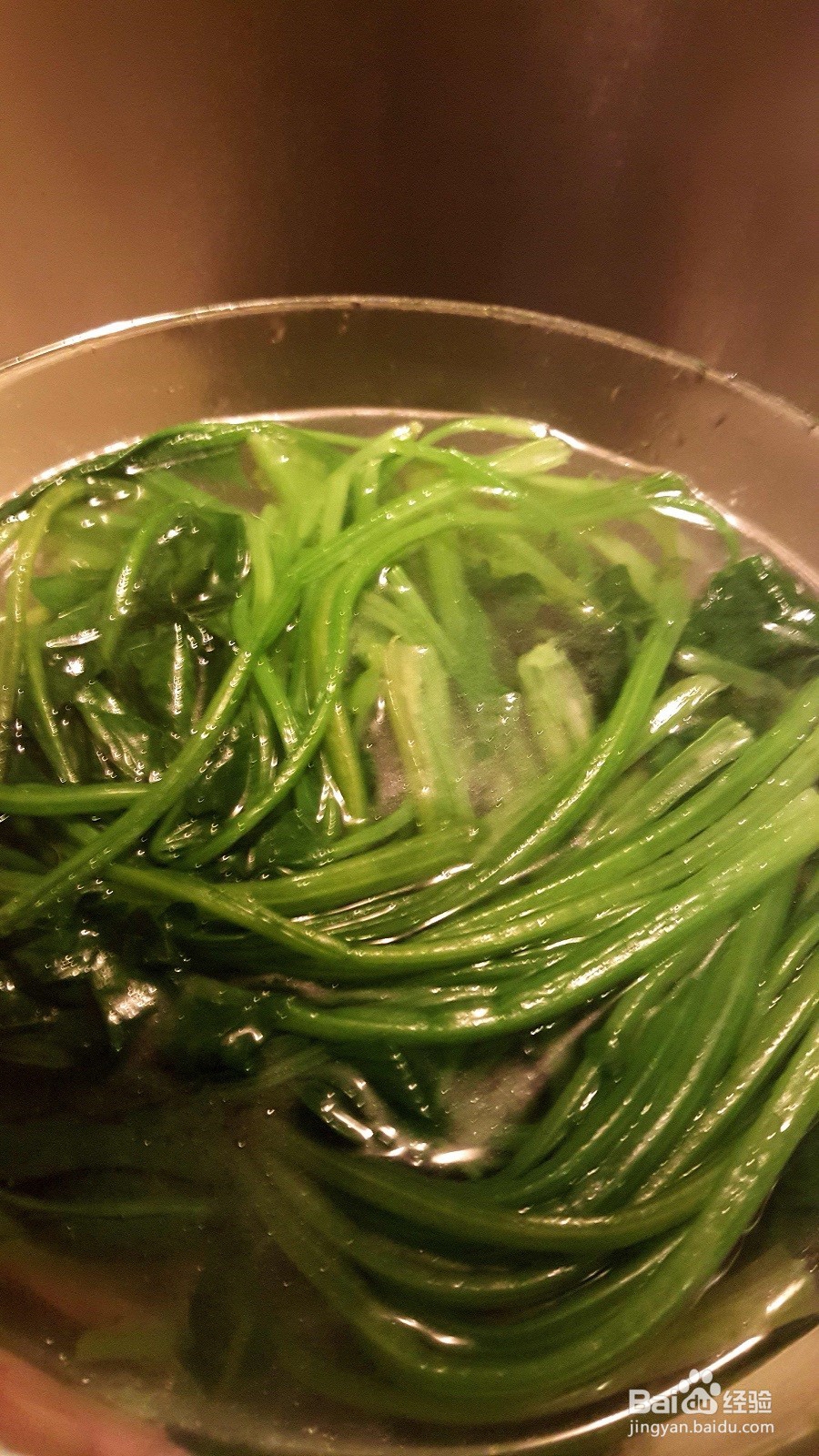 夏季美食之凉拌菠菜