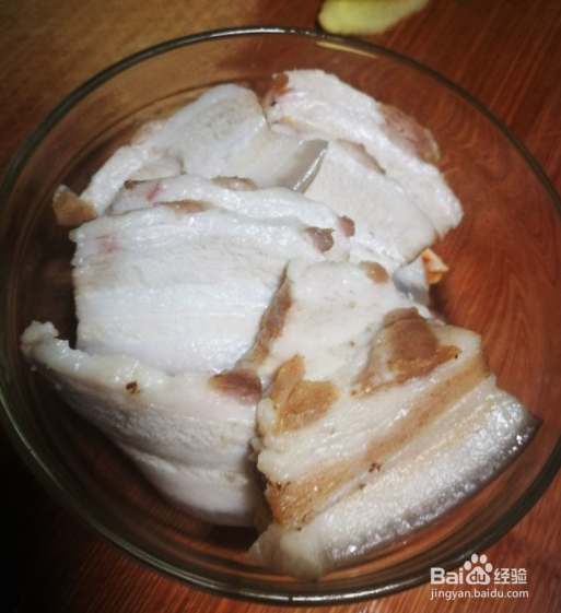 柿子椒炒肉的做法