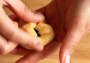 1碗面粉,4个鸡蛋,这么做太美味了