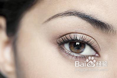 春季的四个彩妆技巧