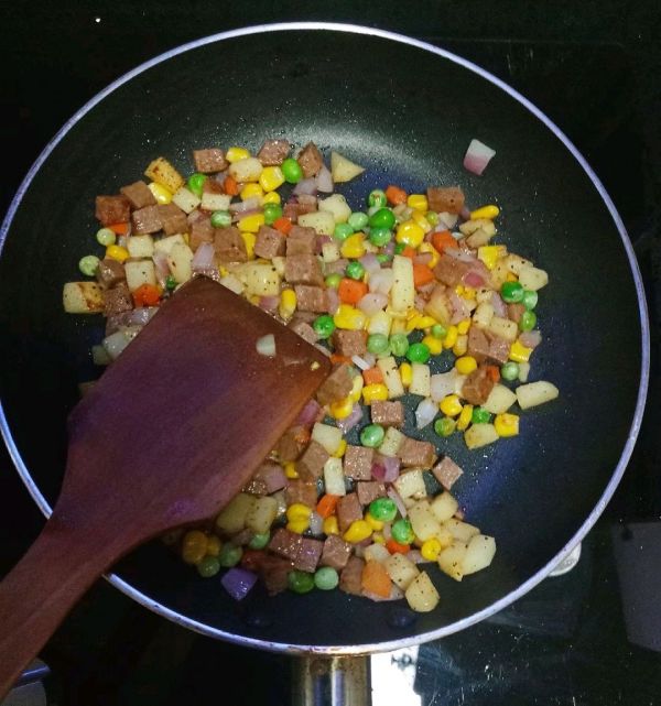 芝士蔬菜鸡蛋杯