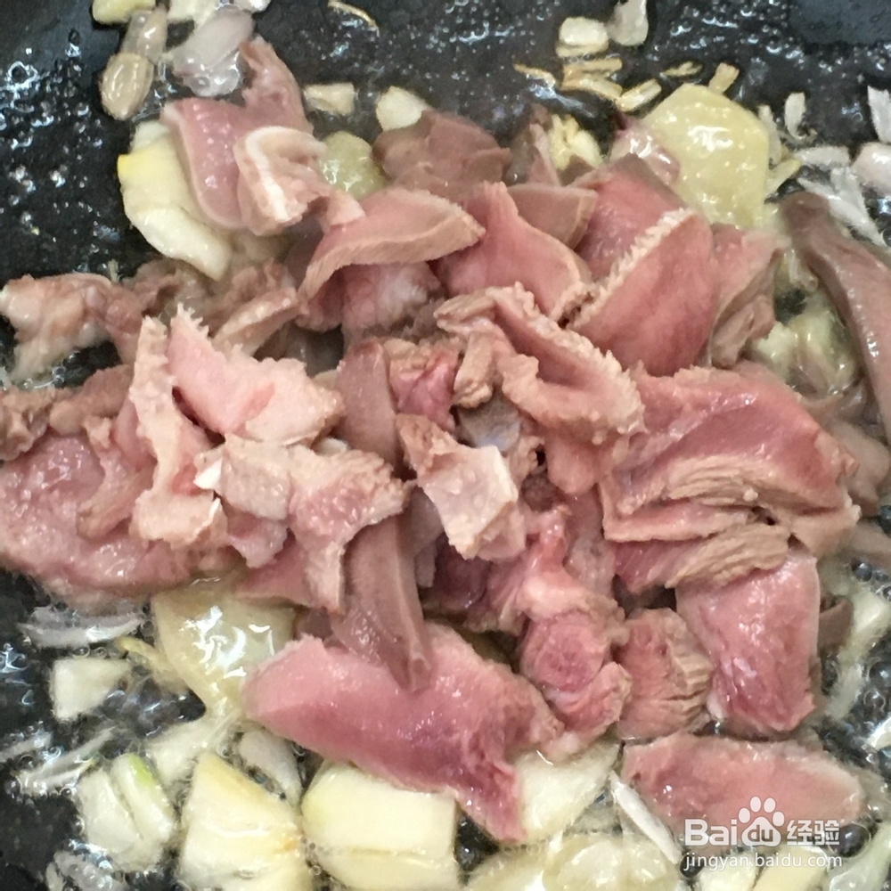 猪舌焖四季豆怎么做好吃?